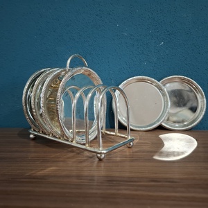 Set de suporturi pentru pahare argintate  - casă & stil de viață - accesorii pentru echipamente de bucătărie - accesorii de servire - suporturi pahare - Artynos.ro