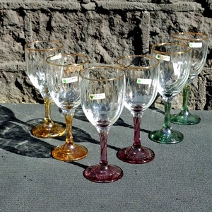 Pahare de vin italienești colorate / pahare de vin iridiscente / pahare aurite  - casă & stil de viață - accesorii pentru echipamente de bucătărie - accesorii de servire - pahare vin - Artynos.ro