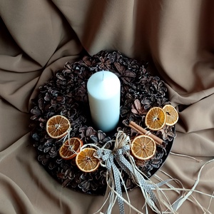 Decoratiune Craciun cu kumanare - crăciun - decorațiuni de crăciun de casă - decor pentru masă de crăciun - Artynos.ro