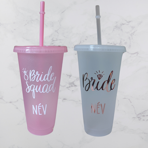 Pahar personalizat pentru petrecerea burlacitelor cu capac si pai - 710 ml - Artynos.ro