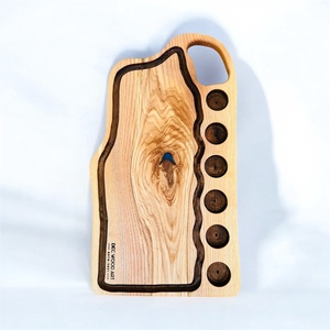 Platou servire din lemn cu 6 compartimente paharele - casă & stil de viață - accesorii pentru echipamente de bucătărie - accesorii de servire - boluri și farfurii din lemn, bol de servire - Artynos.ro