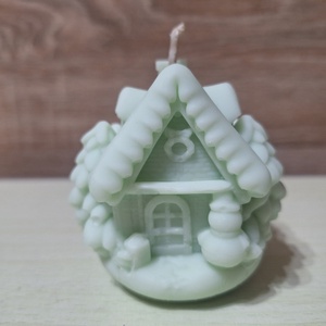 Lumânare parfumata-Casuța inzapezita - crăciun - decorațiuni de crăciun de casă - lumânări parfumate de crăciun - Artynos.ro