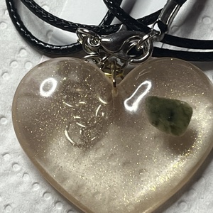 Pandantiv Inima Pamantului cu Serpentin  protectie, calm si ancorare, Bijuterii, Coliere, Pandative, , ARTYNOS