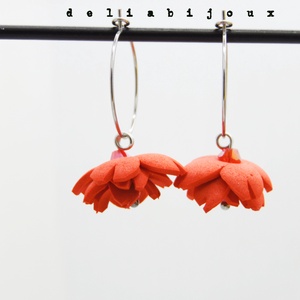 Set bijuterii statement cu flori roșii și cristale colier și cercei handmade (cod1300) - bijuterii - seturi de bijuterii - Artynos.ro