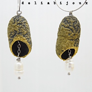 Cercei handmade din coconi de mătase cu perlă naturală (cod1310) -  - Artynos.ro