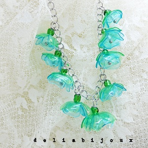 Colier statement unicat cu flori din sticle plastic reciclate (cod1328) -  - Artynos.ro