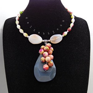 Colier statement unicat cu jad, agate si ceramica colorata (cod1332) - Artynos.ro