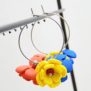 Cercei handmade - flori - Tricolorul Romaniei (cod1348), Bijuterii, Cercei, Cercei Hoops, Confectionarea bijuteriilor, ARTYNOS