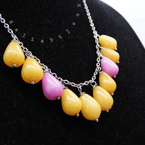Colier handmade din jad galben și roz bijuterii unicat (cod1350) - bijuterii - coliere - coliere din pietre semiprețioase - Artynos.ro