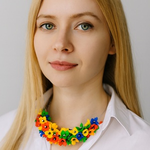 Colier handmade statement cu flori multicolore (cod1344), Bijuterii, Coliere, Coliere din margele, Confectionarea bijuteriilor, ARTYNOS