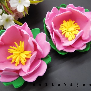 Brosa statement handmade unicat - Martisor - floare (cod1165), Bijuterii, Brose, Confectionarea bijuteriilor, ARTYNOS