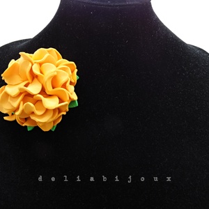 Brosa statement handmade unicat - Martisor - floare (cod1162) - bijuterii - broșe - Artynos.ro