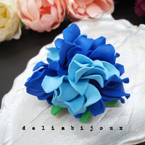 Brosa statement handmade unicat - Martisor - floare (cod954) - bijuterii - broșe - Artynos.ro