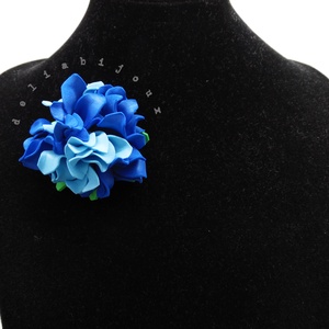 Brosa statement handmade unicat - Martisor - floare (cod954), Bijuterii, Brose, Confectionarea bijuteriilor, ARTYNOS