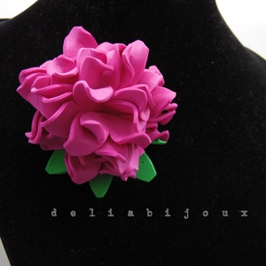 Brosa statement handmade unicat - Martisor - floare (cod952), Bijuterii, Brose, Confectionarea bijuteriilor, ARTYNOS