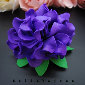 Brosa statement handmade unicat - Martisor - floare (cod951) - bijuterii - broșe - Artynos.ro