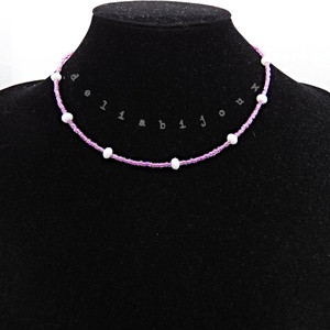 Colier unicat din mărgele de nisip roz și cristale albe fațetate (cod1366) - bijuterii - coliere - coliere din mărgele - Artynos.ro