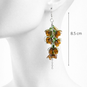 Cercei statement unicat flori verzi-maro handmade din plastic reciclat si inox (cod1316), Bijuterii, Cercei, Cercei lungi, Confectionarea bijuteriilor, Produse fabricate din materiale reciclate, ARTYNOS