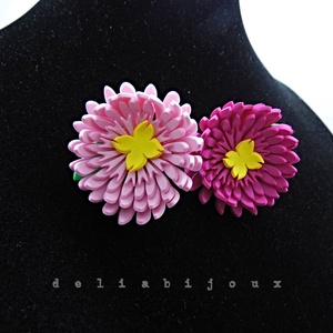 Broșe handmade cu flori tip crizantemă- Martisor (cod1372) - bijuterii - broșe - Artynos.ro