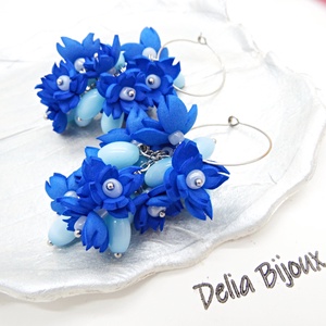 Cercei handmade cu flori albastre (cod1381) - bijuterii - cercei - cercei hoops - Artynos.ro