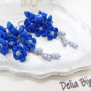 Cercei handmade, lungi cu flori albastre (cod1384) - bijuterii - cercei - cercei hoops - Artynos.ro