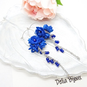 Cercei handmade, lungi cu flori albastre (cod1388) - bijuterii - cercei - cercei hoops - Artynos.ro