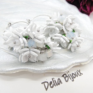 Cercei handmade, lungi cu flori albe (cod1392) - bijuterii - cercei - cercei lungi - Artynos.ro