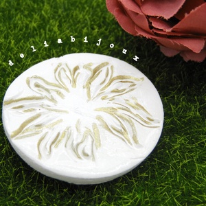 Brosa statement handmade unicat - Martisor (cod958), Bijuterii, Brose, Confectionarea bijuteriilor, ARTYNOS