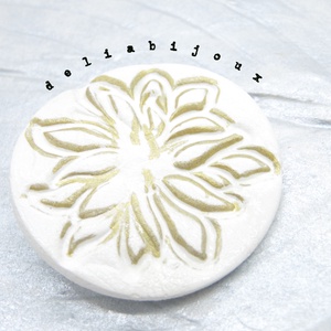 Brosa statement handmade unicat - Martisor (cod959) - bijuterii - broșe - Artynos.ro