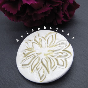 Brosa statement handmade unicat - Martisor (cod959), Bijuterii, Brose, Confectionarea bijuteriilor, ARTYNOS