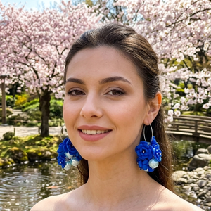 Cercei handmade cu flori albastre si perle (cod1400), Bijuterii, Cercei, Cercei lungi, Confectionarea bijuteriilor, ARTYNOS