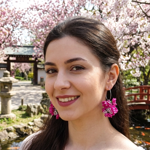 Cercei handmade, lungi cu flori ciclam (cod1393), Bijuterii, Cercei, Cercei lungi, Confectionarea bijuteriilor, ARTYNOS