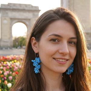 Cercei handmade, lungi cu flori bleu (cod1391), Bijuterii, Cercei, Cercei lungi, Confectionarea bijuteriilor, ARTYNOS