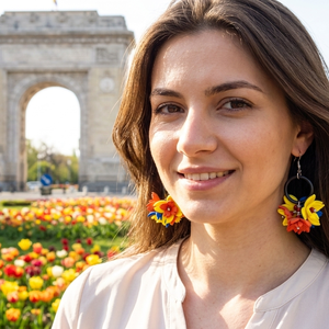 Cercei handmade statement - flori - Tricolorul Romaniei (cod1339), Bijuterii, Cercei, Cercei lungi, Confectionarea bijuteriilor, ARTYNOS