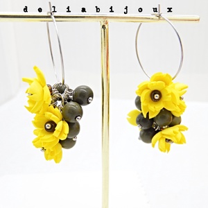 Cercei handmade cu flori galbene si margele de sticla ochi de pisica (cod1405) - bijuterii - cercei - cercei lungi - Artynos.ro