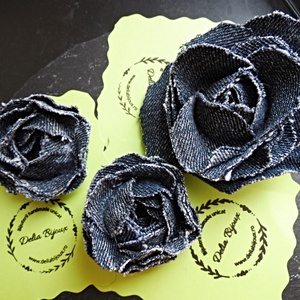 Broșe florale - din blugi reciclați (cod1413) - bijuterii - broșe - Artynos.ro