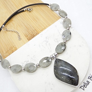 Colier elegant cu labradorit fatetat si pandantiv labradorit (cod1416) - bijuterii - coliere - coliere cu pandative - Artynos.ro