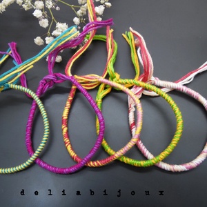 Set Brățări Prieteniei Handmade � 5 Brățări Colorate din Ață de Bumbac (cod1102) - bijuterii - brățări - brățări împletite - Artynos.ro