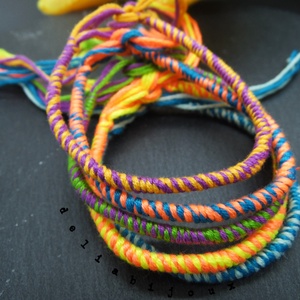 Set Bratari Prieteniei Handmade � 5 Bratari Colorate din Ata de Bumbac (cod1081) - Artynos.ro