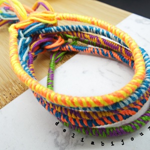Set Brățări Prieteniei Handmade � 5 Brățări Colorate din Ață de Bumbac (cod1081) - bijuterii - brățări - brățări împletite - Artynos.ro