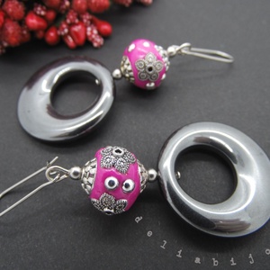 Cercei handmade unicat hematit si margele indoneziene (cod615) - bijuterii - cercei - cercei lungi - Artynos.ro