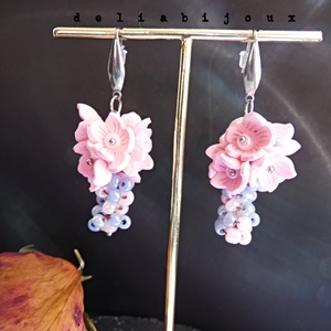Cercei Sakura Pastel flori delicate din foamiran și mărgele țesute manual (cod1434) - bijuterii - cercei - cercei lungi - Artynos.ro