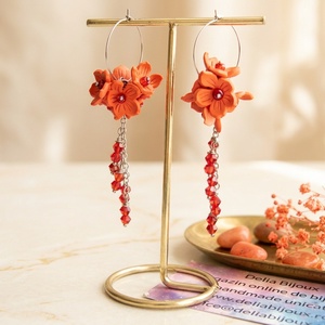 Cercei lungi handmade flori rosii din foamiran, lanț inox și cristale de sticlă cercei statement ușori (cod1441) - bijuterii - cercei - cercei lungi - Artynos.ro