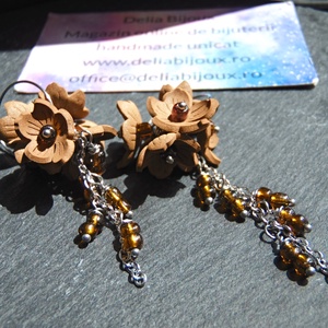 Cercei Handmade Flori de Toamnă din Foamiran, Mărgele de Nisip și Cercuri Inox, Cadou Femei (cod1442) - bijuterii - cercei - cercei lungi - Artynos.ro