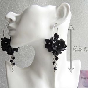 Cercei statement handmade lungi cu flori negre, inox si cristale din sticla, Cadou Femei (cod1446) - Artynos.ro