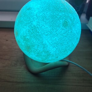 Set de lampi cu forma de luna, , , Lampa realizata prin imprimare 3D, care reproduce suprafata Lunii. Produsul include setul complet p..., ARTYNOS