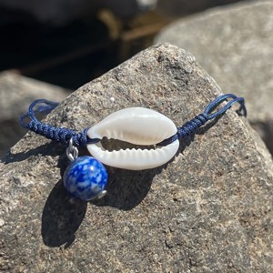 !VÂNZARE! Brățară din scoică cu lapis lazuli -  - Artynos.ro