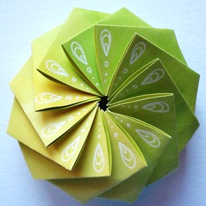 Cutie specială de hârtie verde deschis -  - Artynos.ro