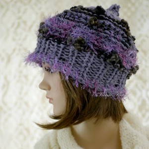LUCA-SAPI / prună - Șapcă boemă din lână tricotată manual - îmbrăcăminte și modă - eșarfe, pălării, fularuri - căciulă - Artynos.ro
