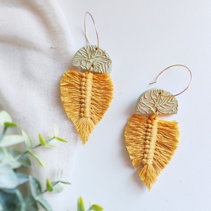Set Banana Leaf handmade cu cercei și medalion din argilă, cu frunze macramé - bijuterii - seturi de bijuterii - Artynos.ro